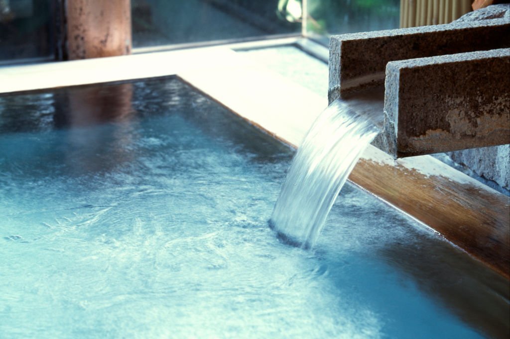 What are the health benefits of thermal waters?